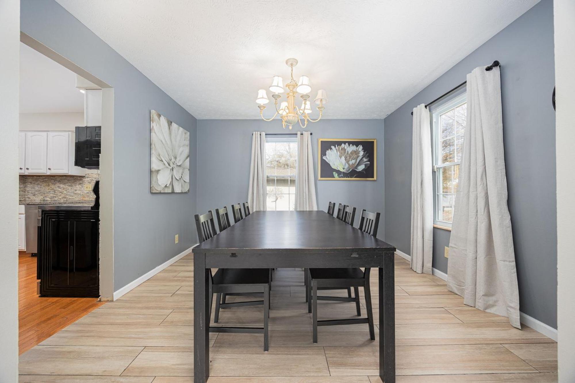 Spacious Retreat Activities And Games Galore * Columbus