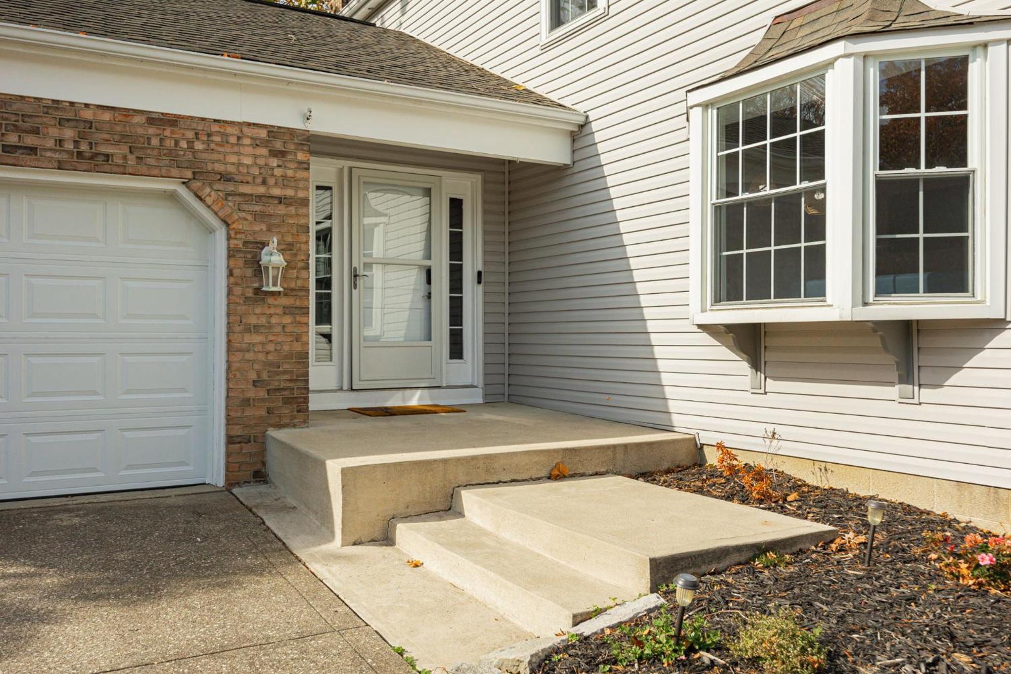 Spacious Retreat Activities And Games Galore Columbus